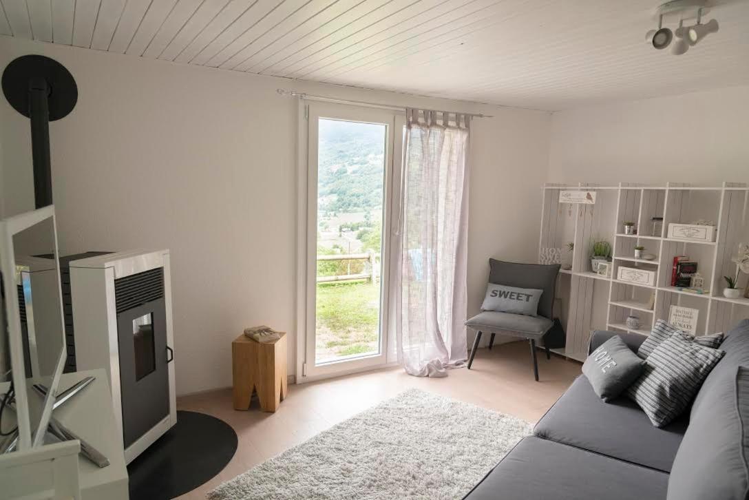 Modern Charme Studio In Chalet Villa Ponto Valentino Exteriör bild