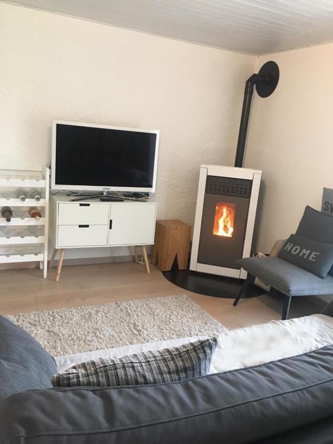 Modern Charme Studio In Chalet Villa Ponto Valentino Exteriör bild